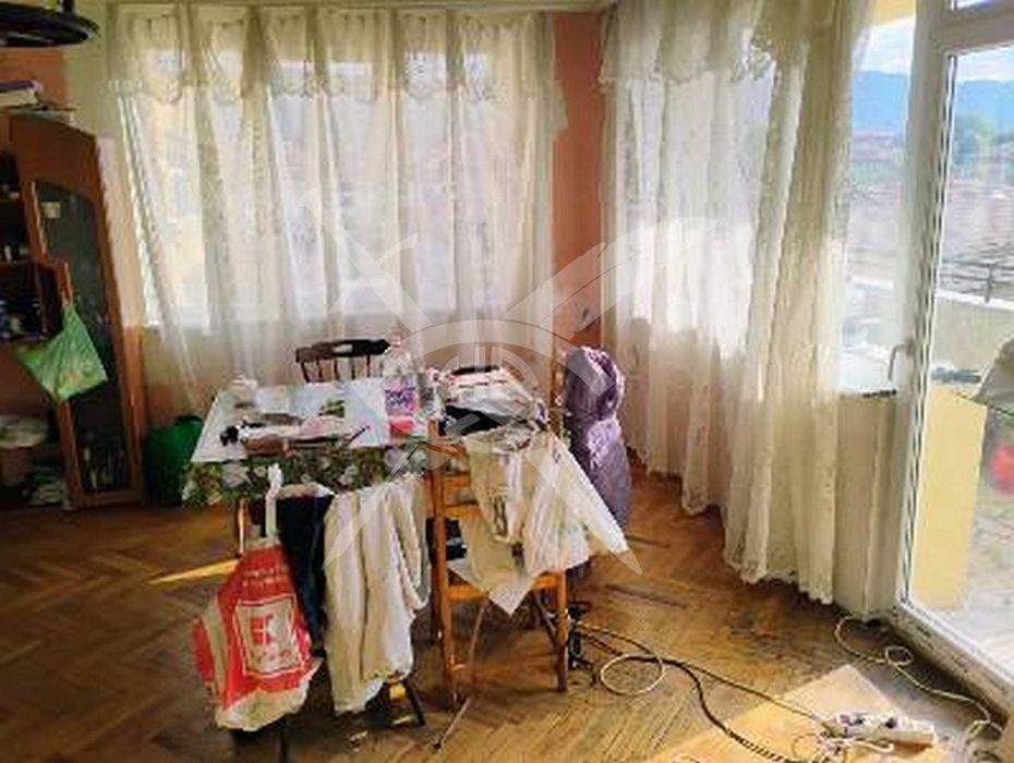 Продава се Многостаен апартамент в Ботевград - 207 кв.м за 725 €/кв.м - Снимка #1