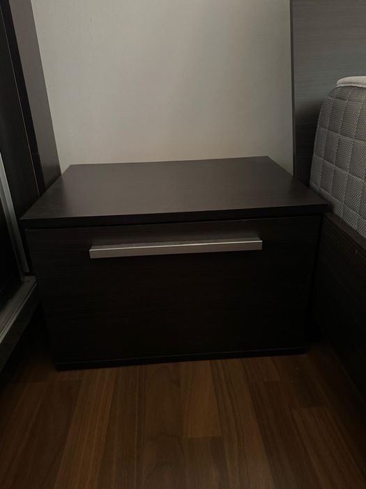 Mobiler , dormitor culoarea wenge