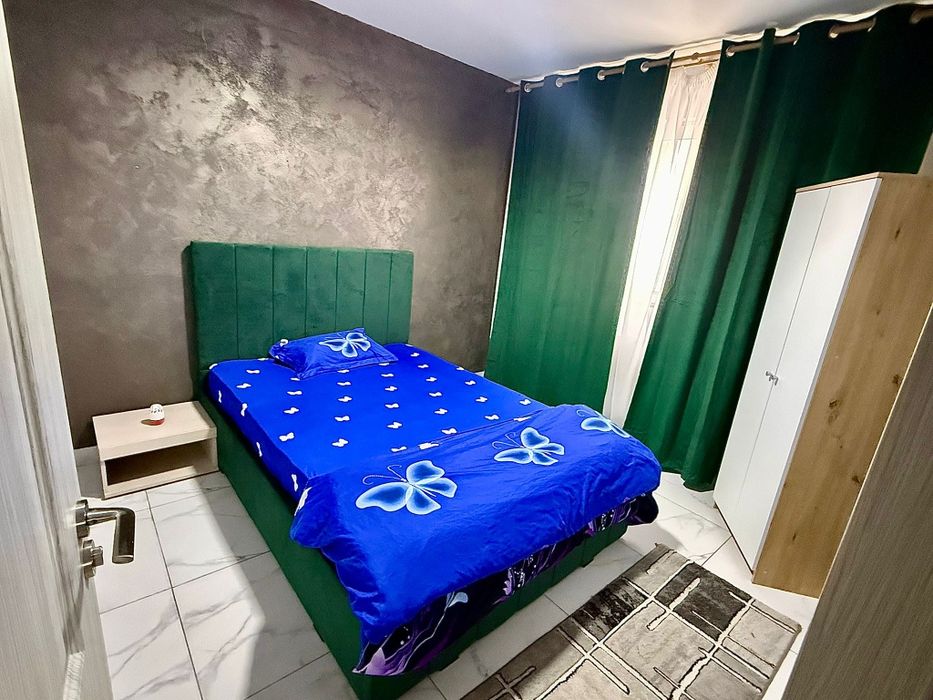 Închiriez apartament în regim hotelier