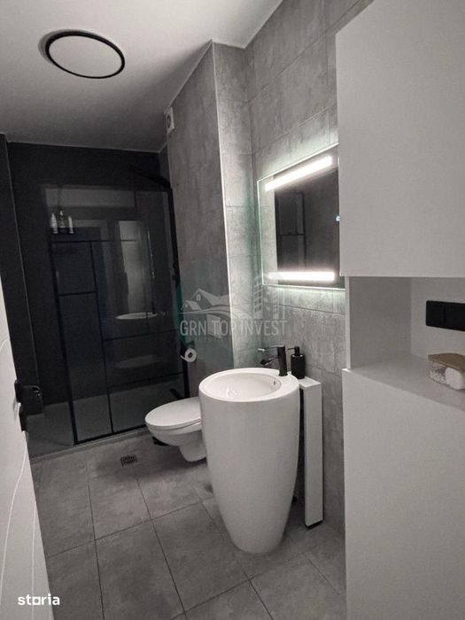 Apartament decomandat 2 camere cu balcon zona Mihai Viteazul