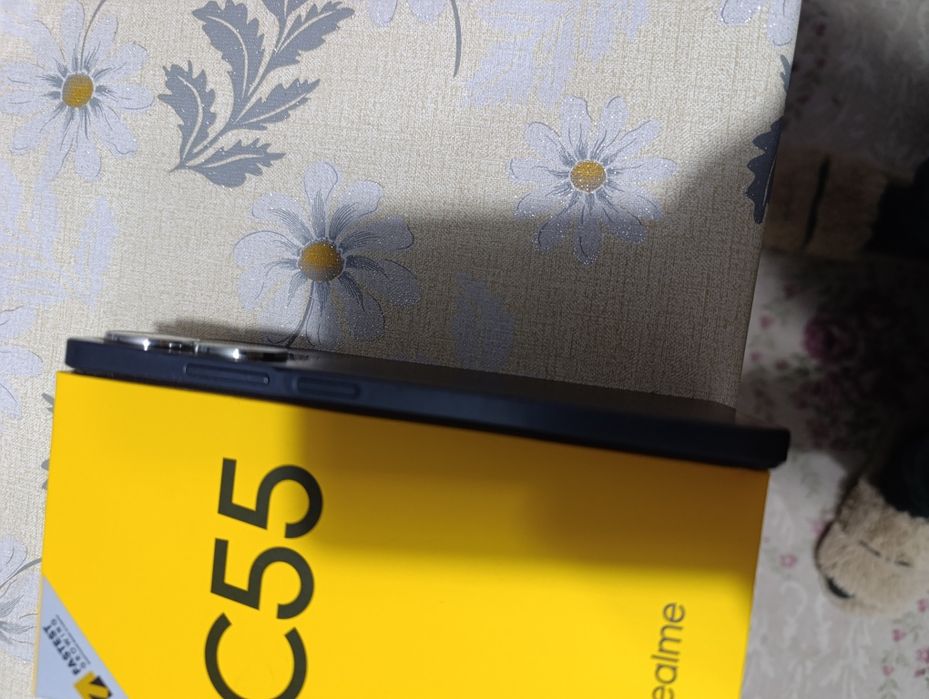 Телефон Realme c55