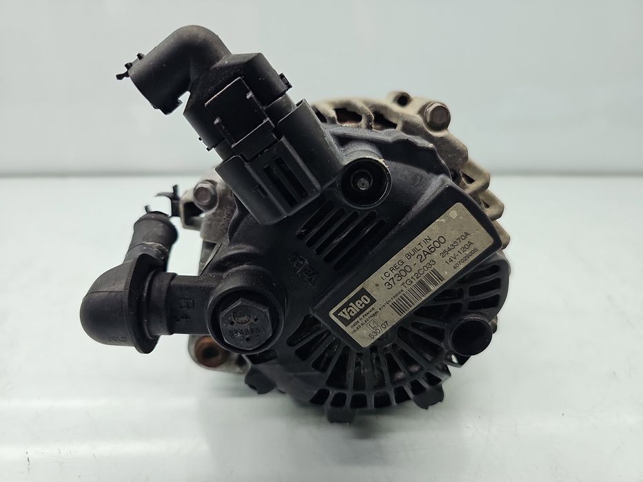 Alternator KIA Ceed (SW) [Fabr 2007-2012] 37300-2A500 1.6 CRDI D4FB 84