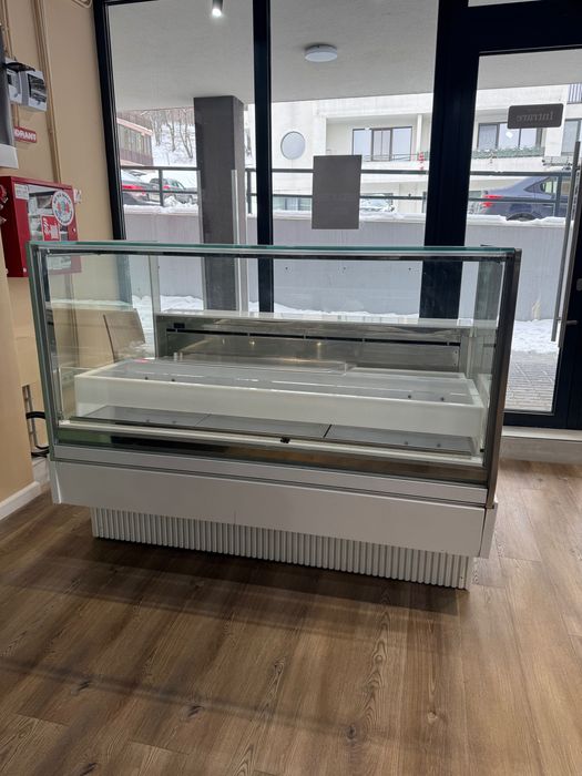 Vitrina înghetata 18 arome - Gelatec Quadro