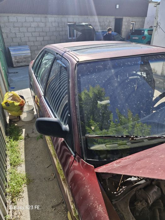 Продам старую карину 2