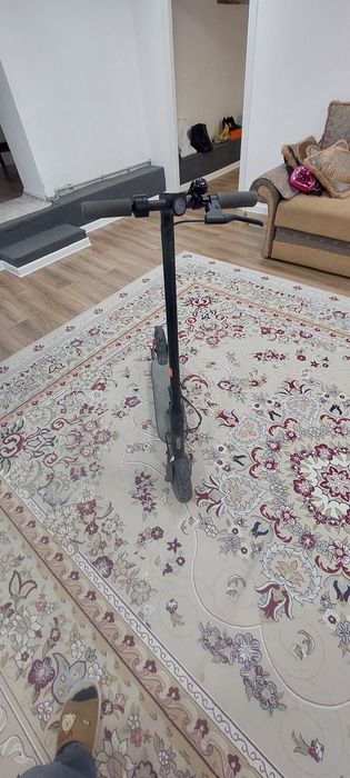 Электронной самокат