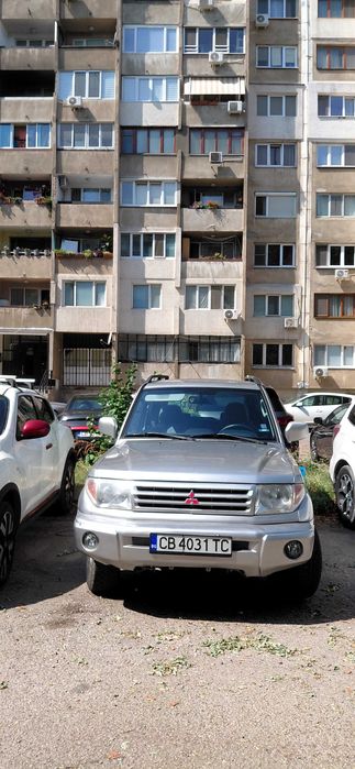 Продавам джип Mitsubishi Pajero Pinin
