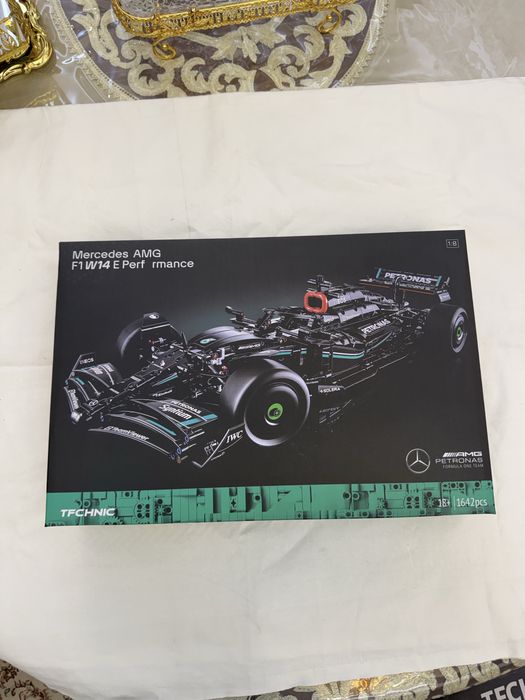 LEGO F1 Mercedes-AMG