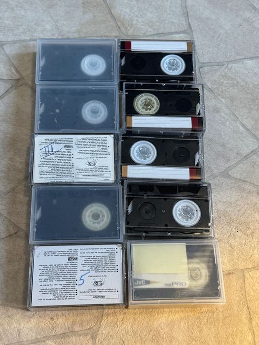 Lot 10 casete video format VHS-C