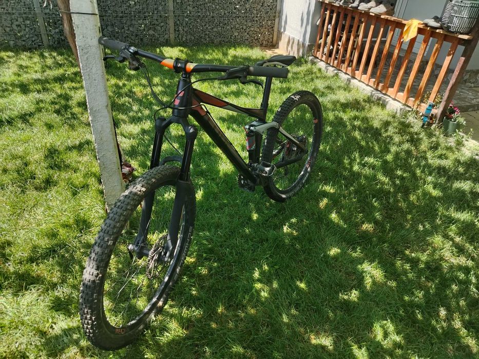 Bicicleta Cube Stereo 140 HPA 27.5"