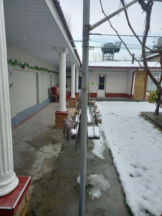 Продается участок в Чирчике аккавак 3,5 соток 4 ком в доль дароги