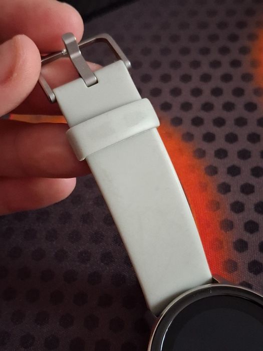 Смарт часовник Hama Fit Watch 4910 - цвят бледо сиво