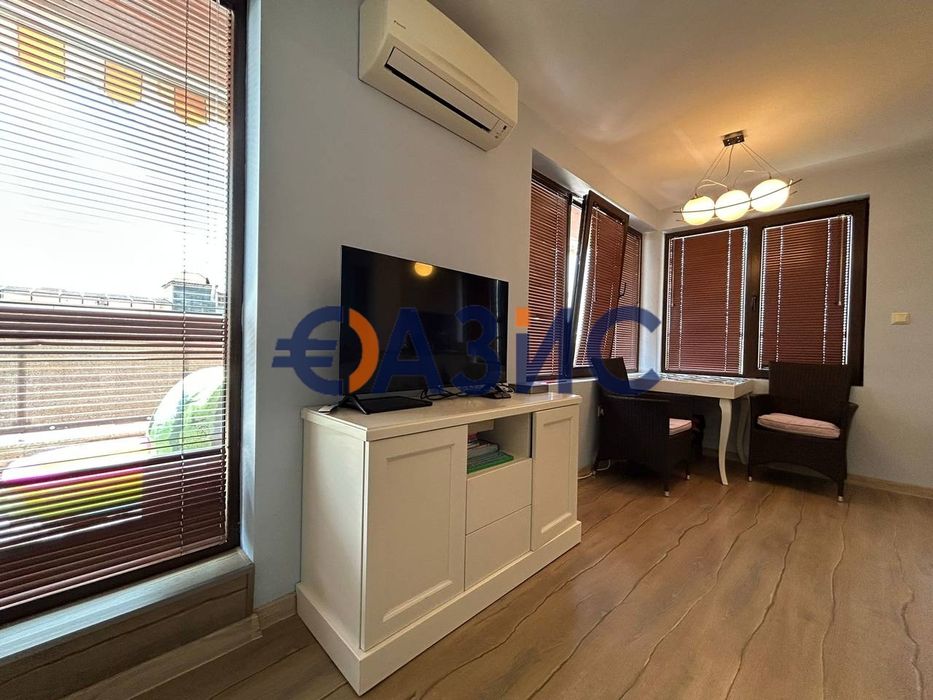 Продава се Двустаен апартамент в к.к. Слънчев бряг - 87 кв.м за 580 €/кв.м - Снимка #13