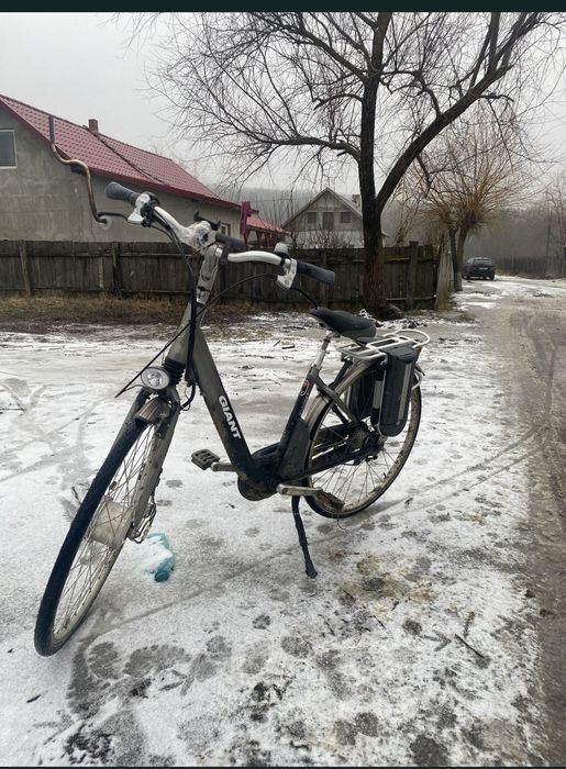 Vând două biciclete electrice