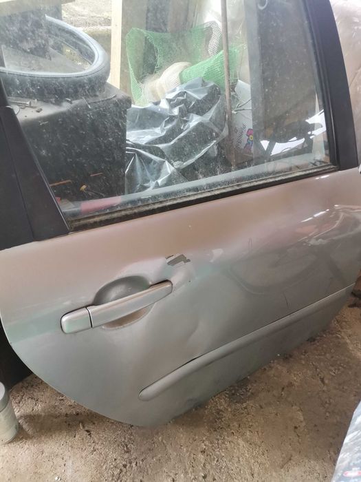 дясна врата за пежо 307 SW