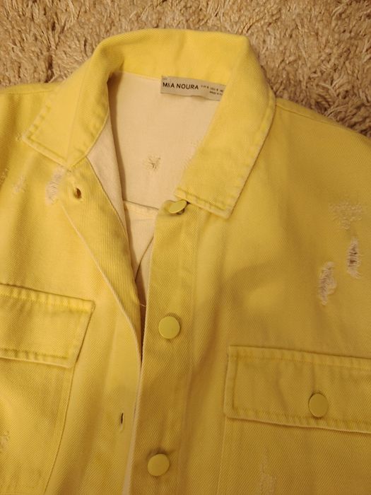 Geaca dama M culoare galbena noua