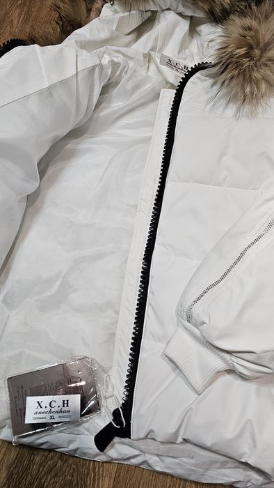 Бяло зимно яке за жени