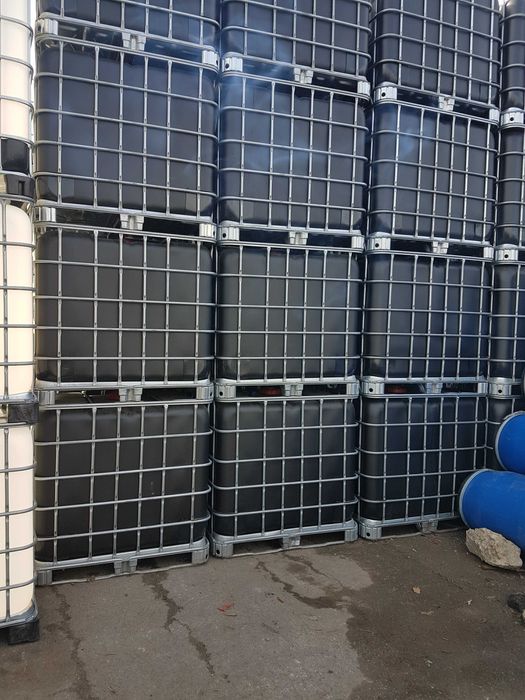 Бидони, IBC контейнери, цистерни 1000 л.