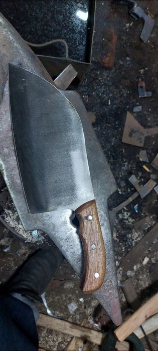 Ковани сатъри алмазани ресорна стомана