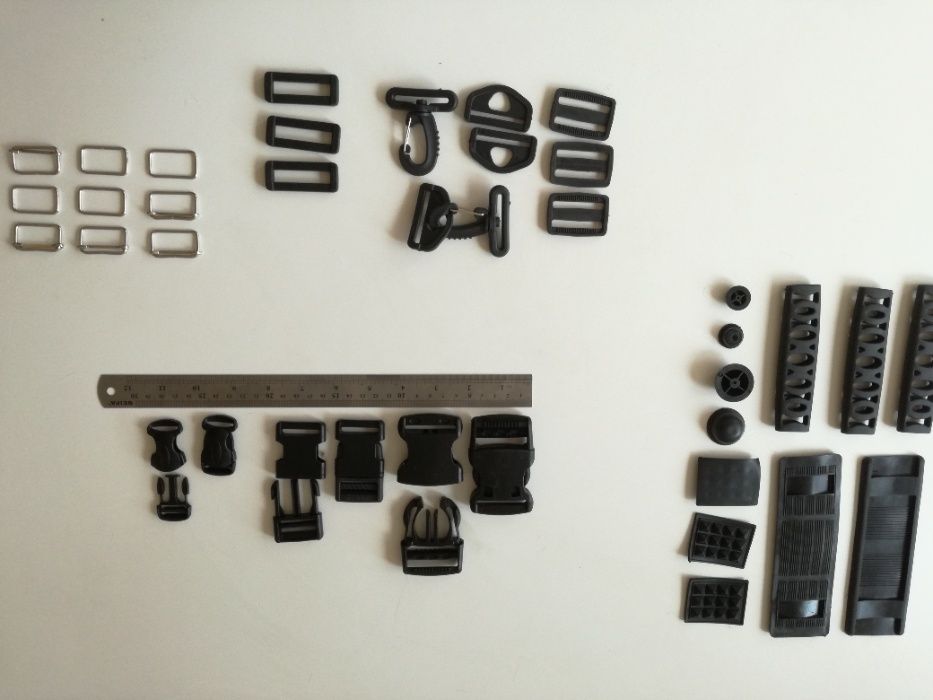 Ципова лента , Аксесоари за спортни чанти,колани