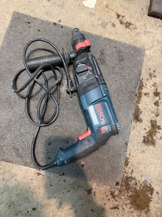 Перфоратор Бош 2-26