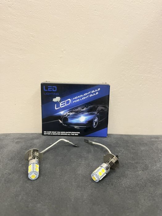 Лед крушки за кола