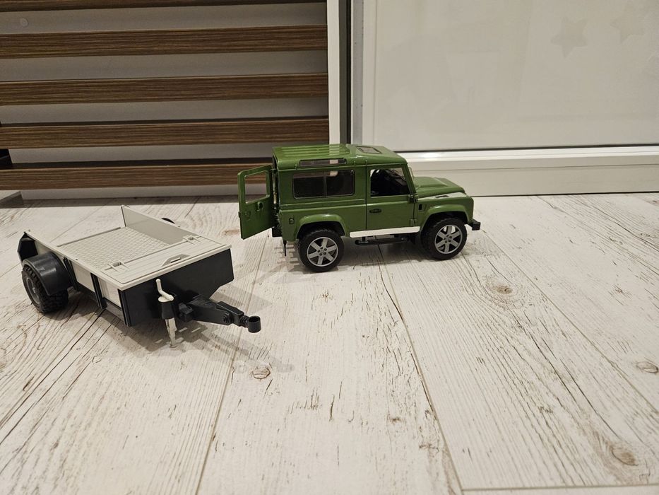 Bruder джип с ремарке, камион, пътна помощ