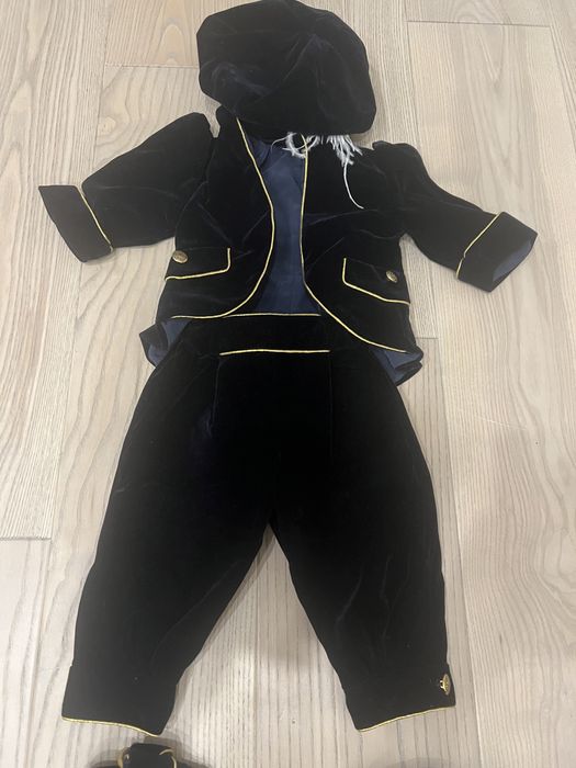 Costum bebe de botez