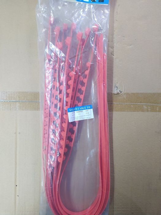 Нейлоновый хамут хомут. Стяжки пластиковые. Пластмасса хомуты кабельны