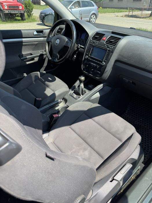 VOLKSWAGEN Golf 2006 — imagine 5
