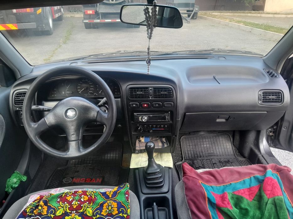 Ниссан примера п10