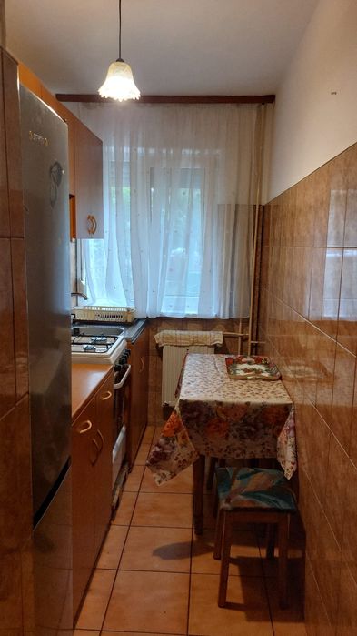 Închiriez apartament