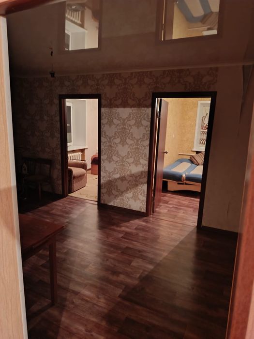 Сдам квартиру 4 комнатную