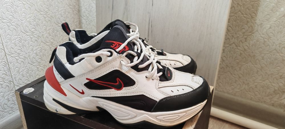 Кроссовки Nike 40-41 размер
