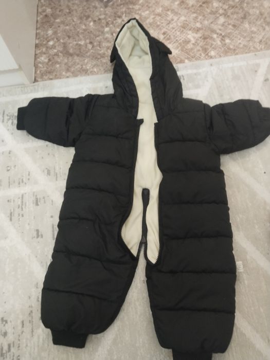 Продам детские комбинезоны