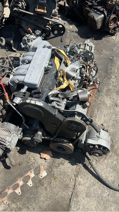 Авто запичасти из Гериани
