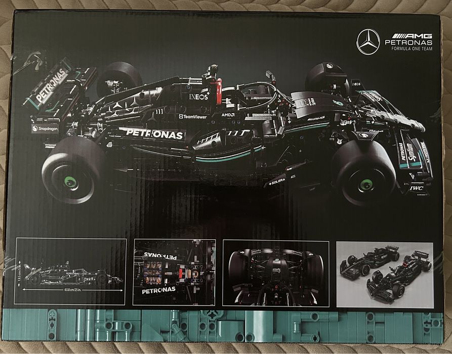 Конструктор LEGO формула 1 машина