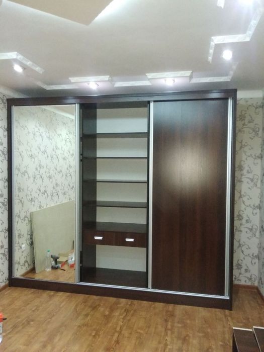 Шкфи. shkaflar xoxlagan razmerlarda sfatli va mutaxkam yasab beramiz