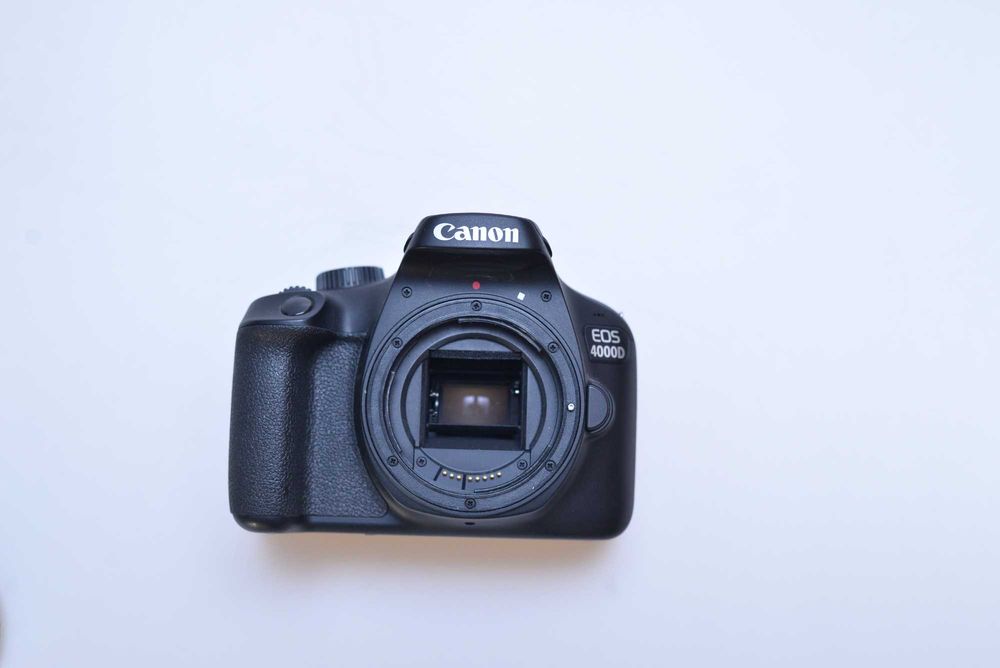 Aparat Foto Canon 4000D