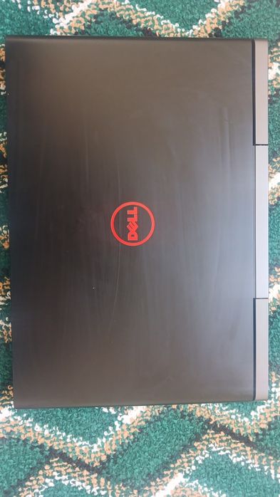 Dell inspirion noutbook sotiladi