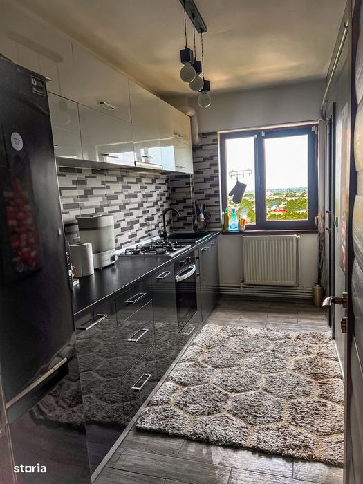 Apartament cu 2 camere central de vanzare