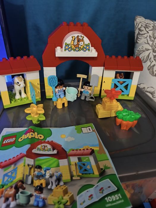 Лего конюшня  оригинал