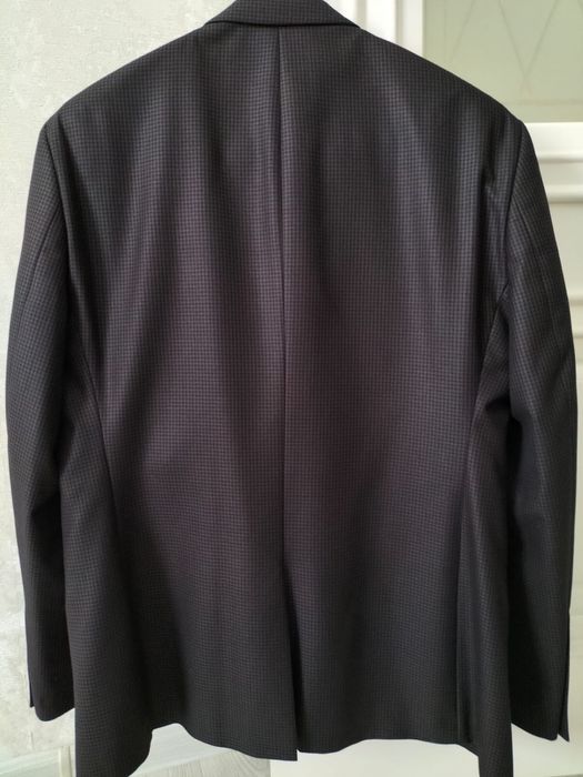 Продам мужской костюм