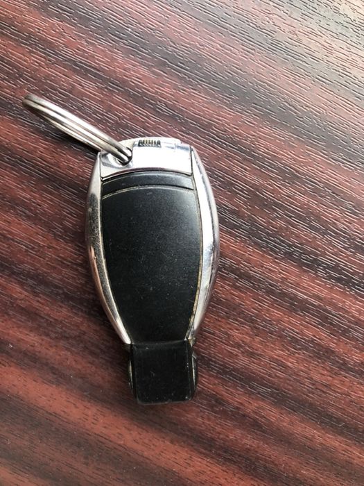 ключ от 221 мерседеса