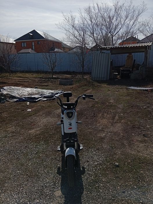 Скутер Jorghatai.