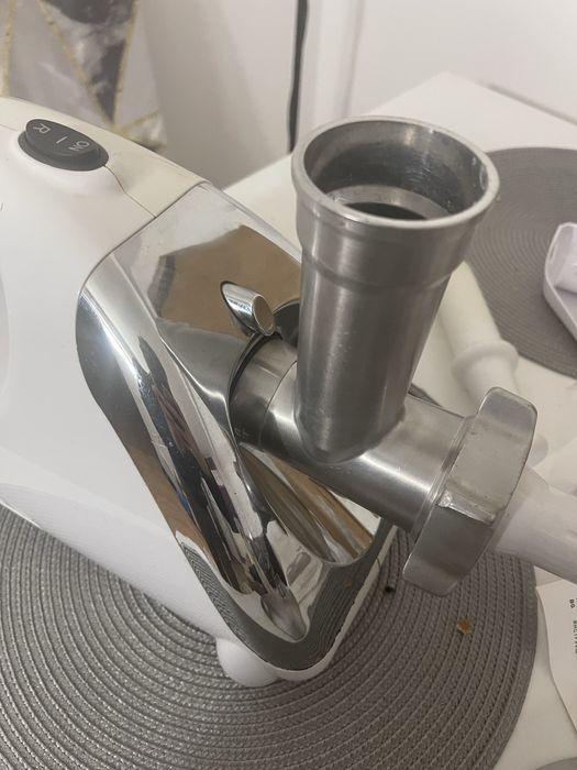 Masina de tocat  Naumann