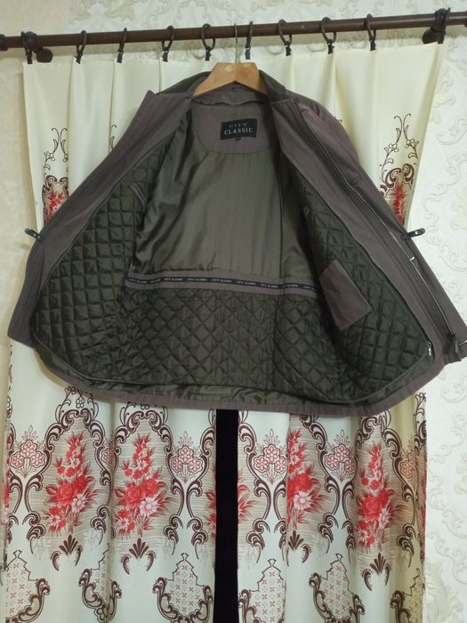 Продаю куртку мужскую