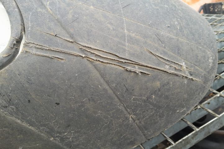 Bara fata cu spalatoare7L6807061J Volkswagen VW Touareg generatia 1 7L  [din 2002 pana  2007] seria