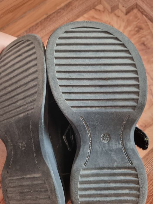 Бу 31 размер на девочку 1-2 класс