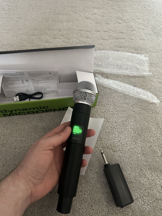 Microfon wireless nou fara fir