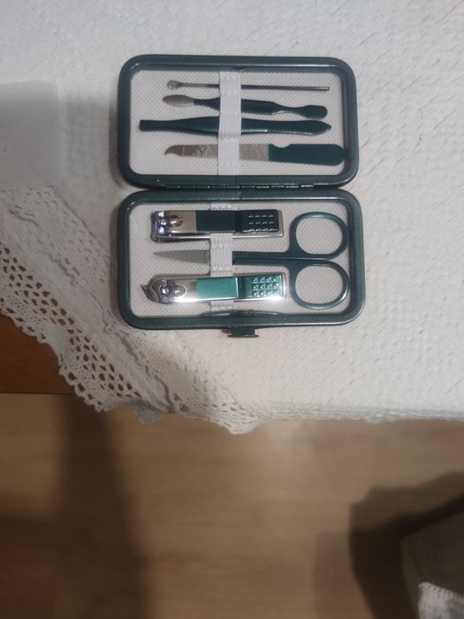 Комплект за маникюр / нокторезачки/